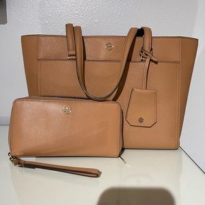 Tory Burch purse